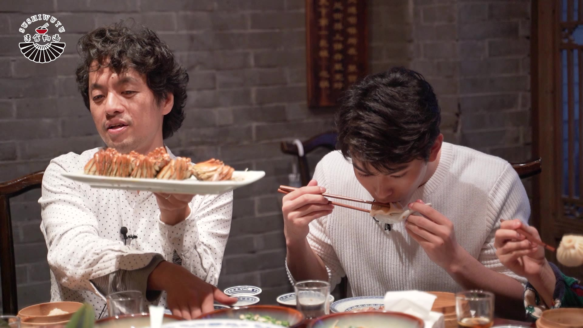 日本明星第一次在南京吃中国美食,直呼太好吃了!